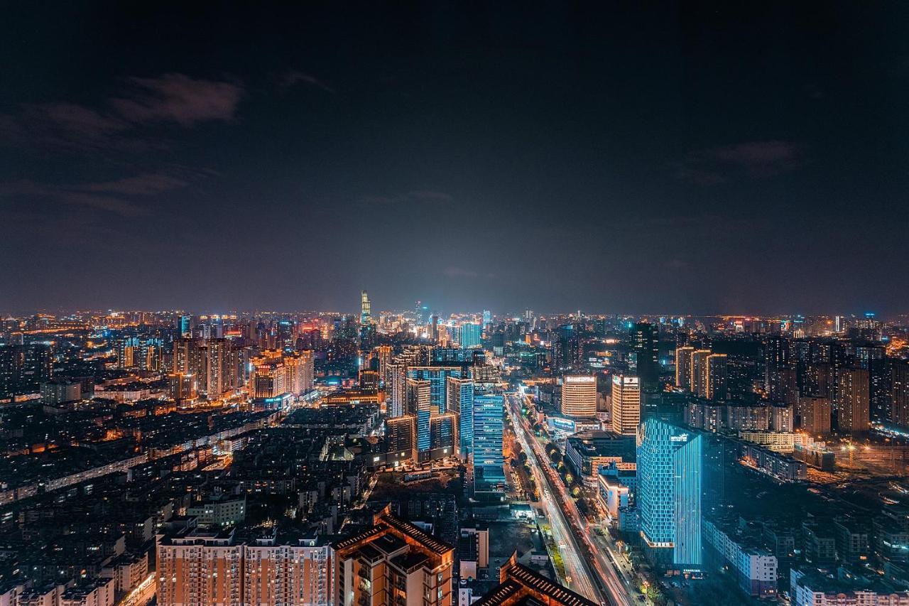 Kunming Hotel High Sky View Apartment Esterno foto