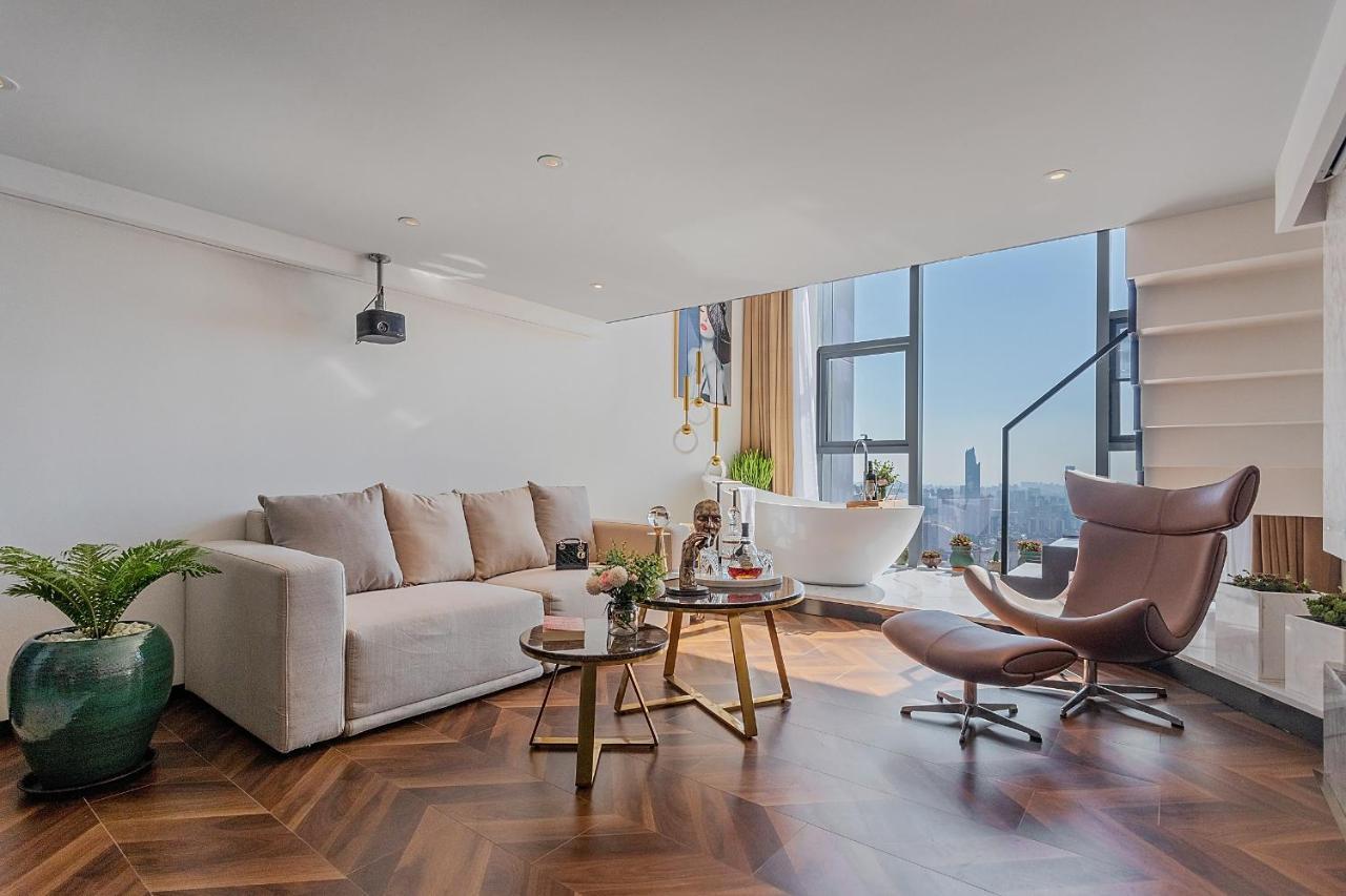 Kunming Hotel High Sky View Apartment Esterno foto
