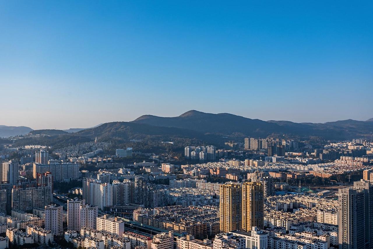 Kunming Hotel High Sky View Apartment Esterno foto